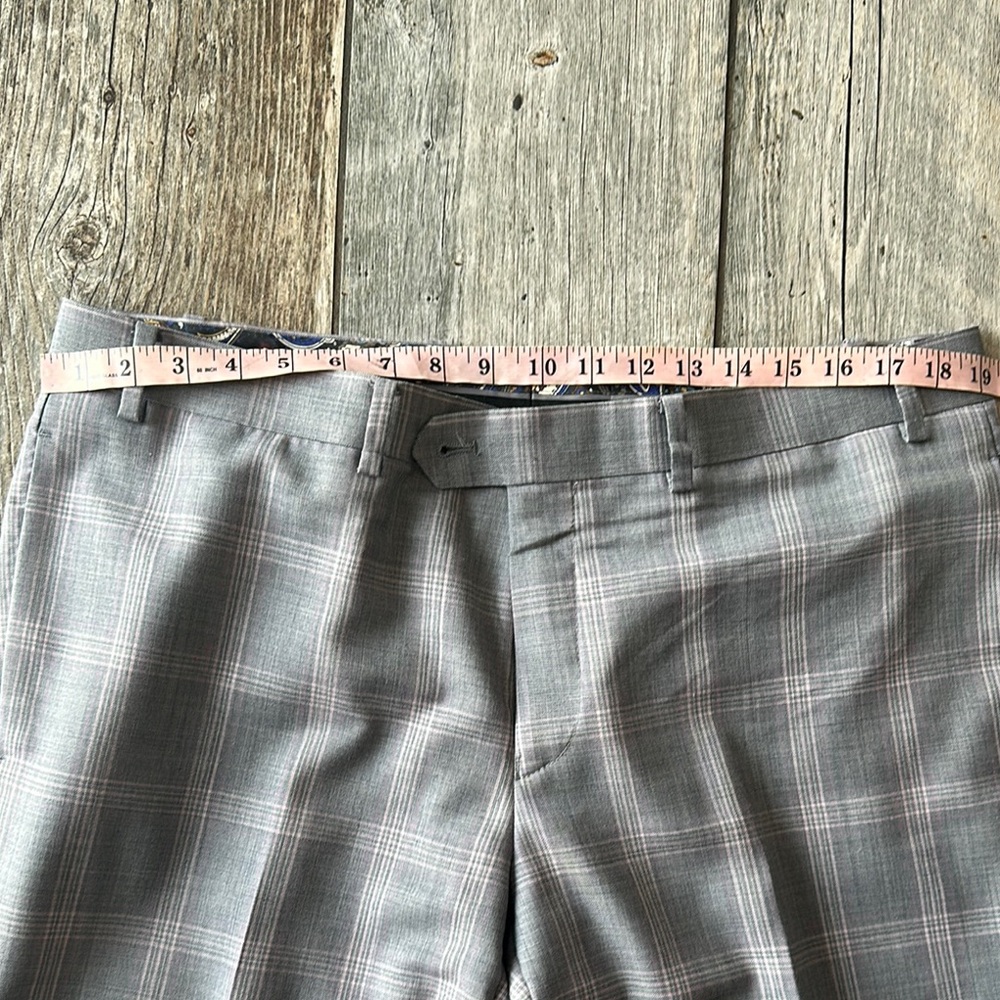 Gray and Pink Men's Plaid Suit - Picture 3 of 7